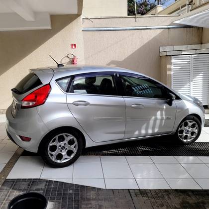 FORD FIESTA 1.6 SE HATCH 16V FLEX 4P MANUAL FORD FIESTA 1.6 SE HATCH 16V FLEX 4P MANUAL